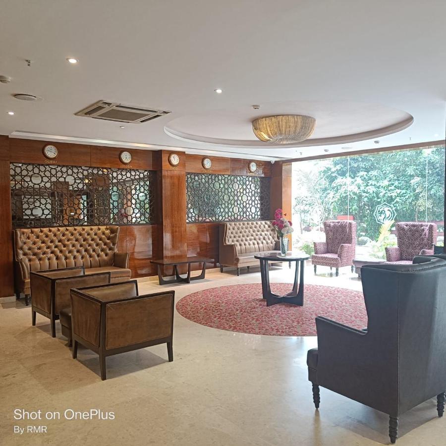 Astra Hotels & Suites Whitefield Near To Nallurahalli Metro Station And Ktpo Бангалор Екстериор снимка